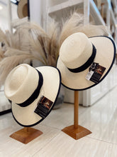 Cargar imagen en el visor de la galería, PANAMA HAT CHANEL